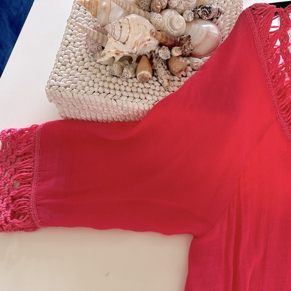 Nygard crotchet look fringed top. Coral. Sz Large - Picture 2 of 3